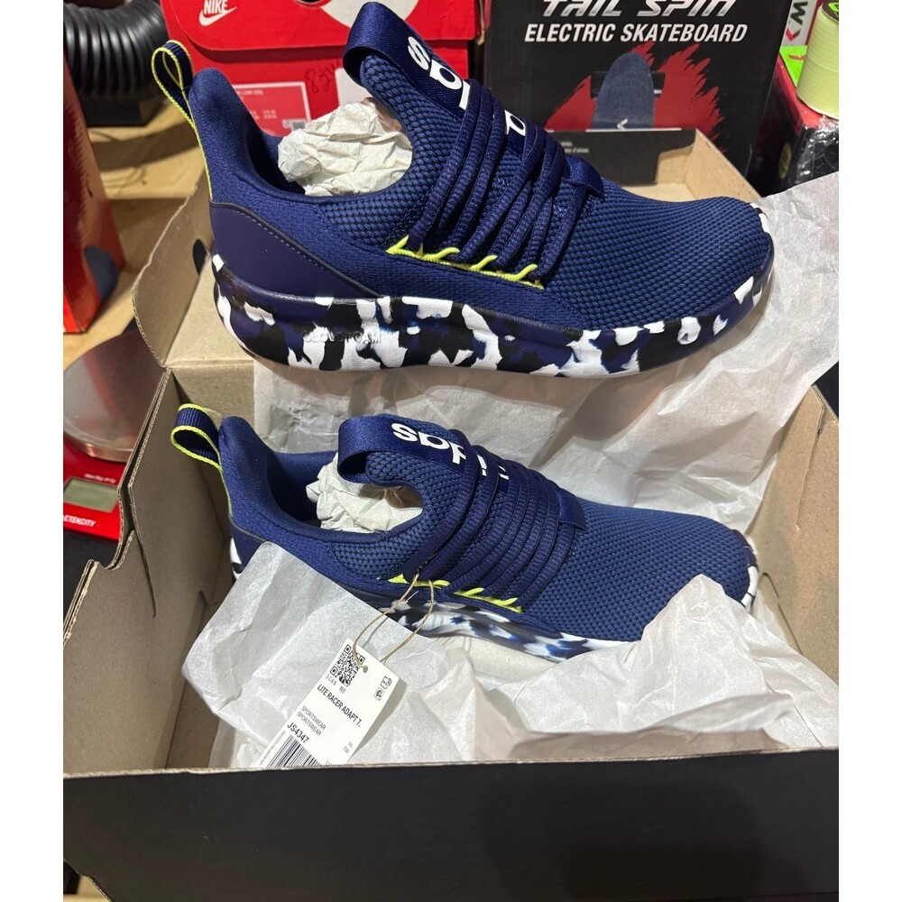 Adidas light racer